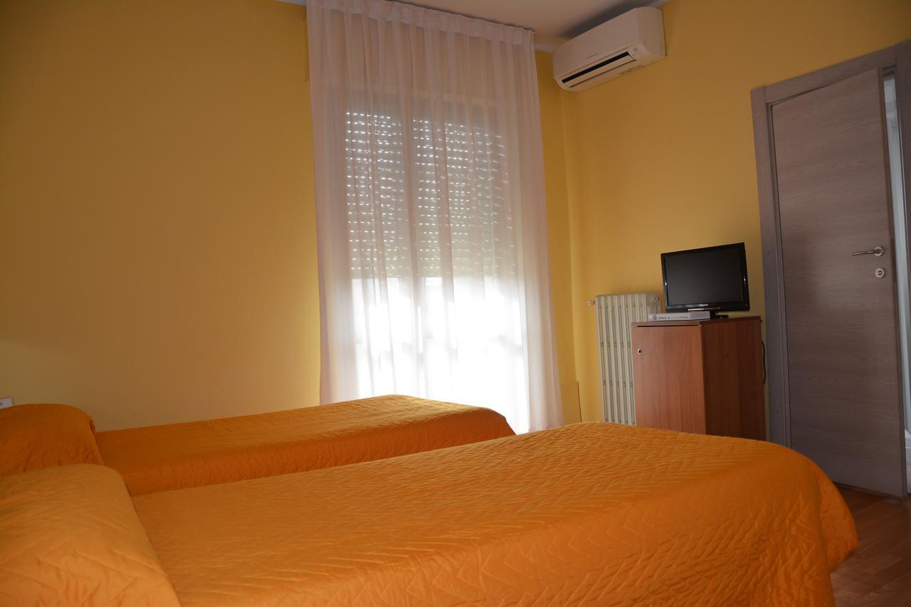 Piccolo Hotel Rosignano Solvay Zewnętrze zdjęcie