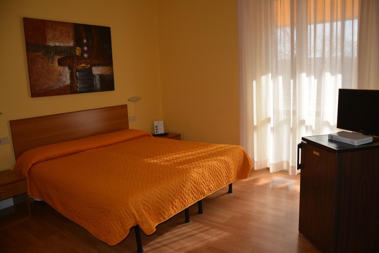 Piccolo Hotel Rosignano Solvay Zewnętrze zdjęcie